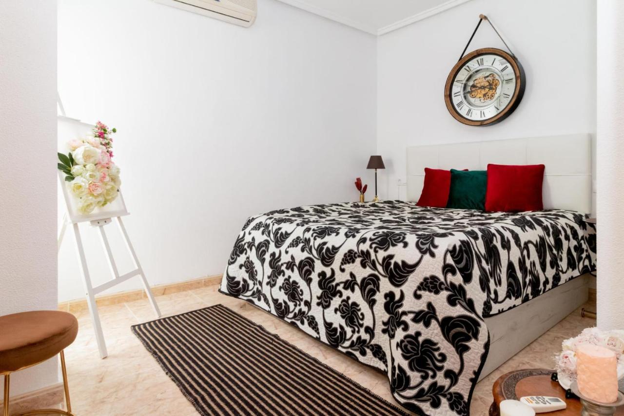 Residenz Habaneras Apartment Torrevieja Exterior photo